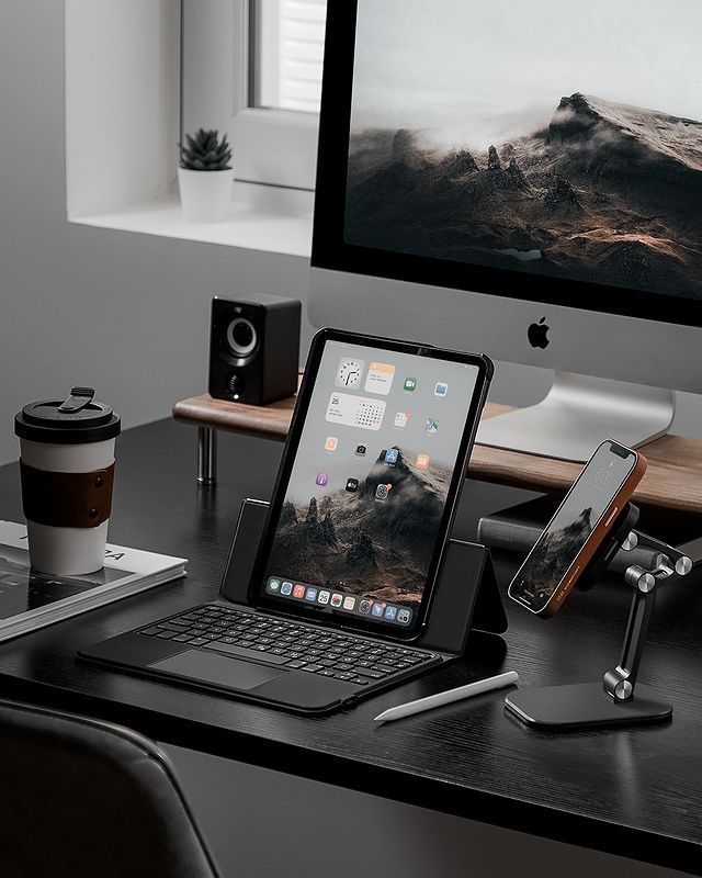 Tech & Gadgets